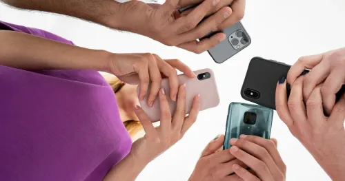 Top 10 Best Mid-Range Smartphones for Aspiring Content Creators in 2026

