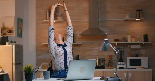The Ergonomic Agent: How to Prevent Back and Neck Pain at Your Desk
